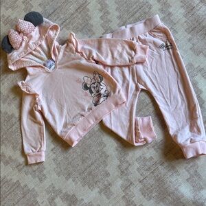 Disney Minnie Mouse Pink 2 Piece Baby Outfit size 18M